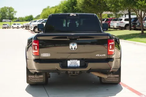 More photos of 2023 Ram 3500 Longhorn at Roger Williams Chrysler Dodge Jeep Ram, TX