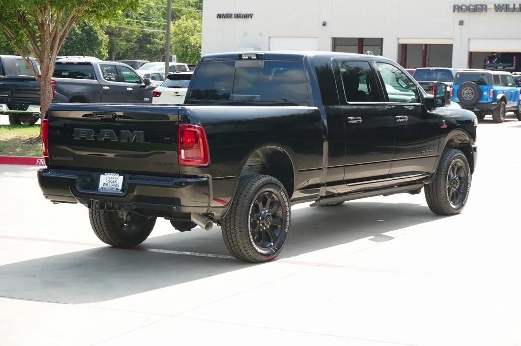 2025 Ram 2500 Laramie photo 2