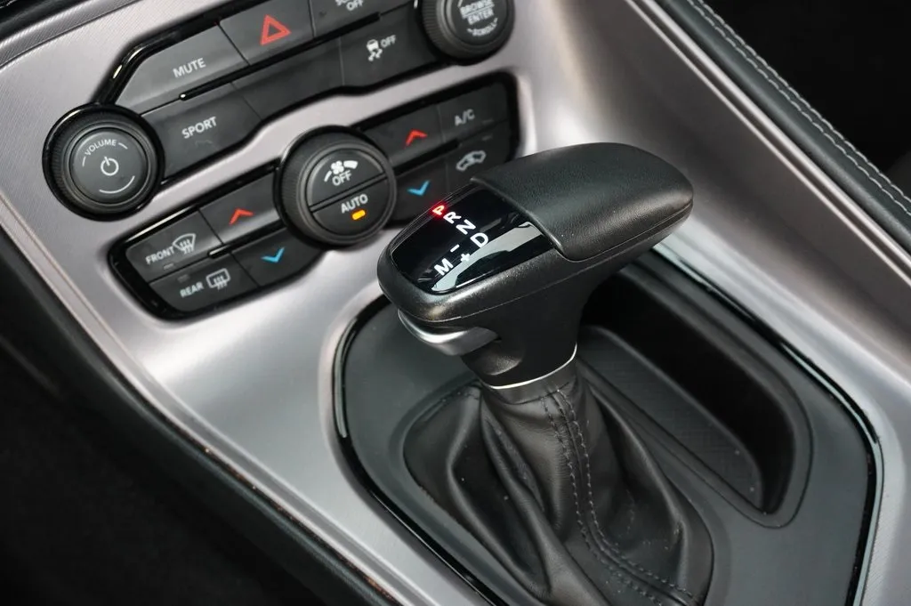 2023 Dodge Challenger SXT photo 15