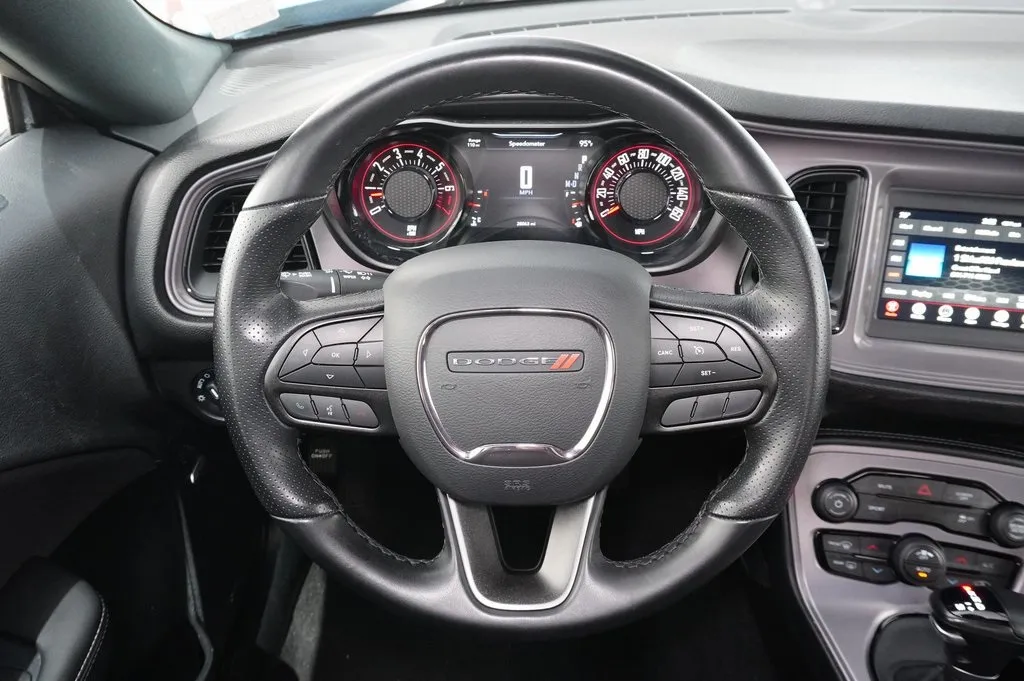 2023 Dodge Challenger SXT photo 16