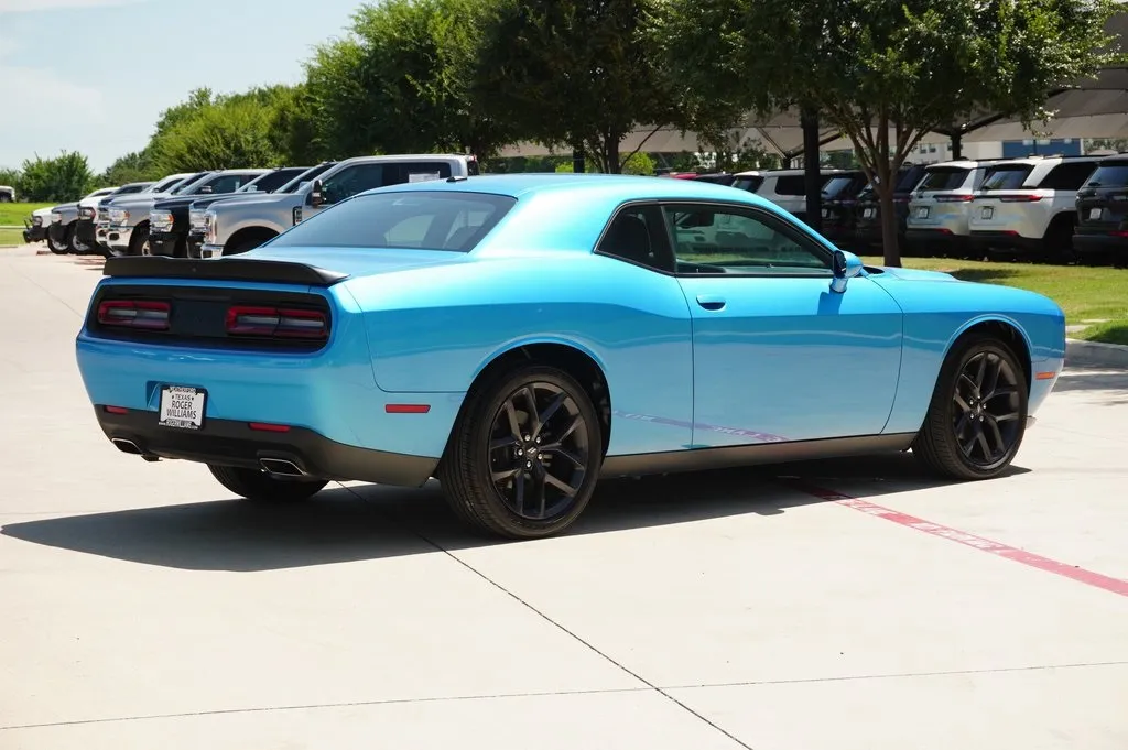 2023 Dodge Challenger SXT photo 12