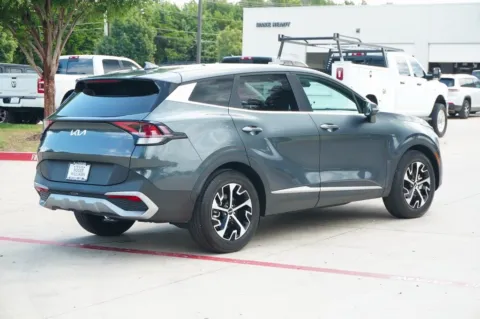 More photos of 2023 Kia Sportage EX at Roger Williams Chrysler Dodge Jeep Ram, TX