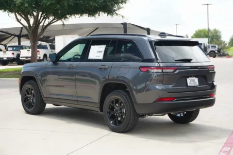 Another view of 2025 Jeep Grand Cherokee Altitude X for sale in Weatherford, TX at Roger Williams Chrysler Dodge Jeep Ram