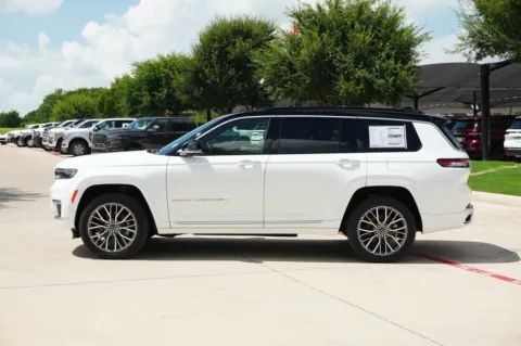 Photos of 2025 Jeep Grand Cherokee L Summit Reserve for sale in Weatherford, TX at Roger Williams Chrysler Dodge Jeep Ram