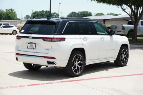More photos of 2025 Jeep Grand Cherokee Summit Reserve at Roger Williams Chrysler Dodge Jeep Ram, TX