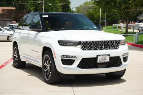 More photos of 2025 Jeep Grand Cherokee Summit Reserve at Roger Williams Chrysler Dodge Jeep Ram, TX
