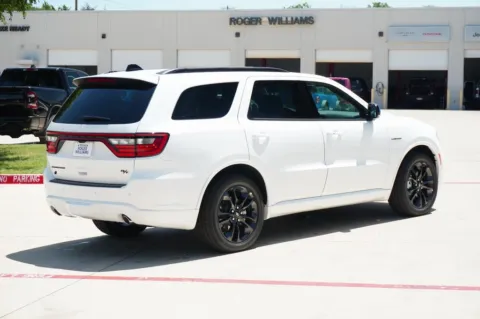 More photos of 2025 Dodge Durango R/T Plus at Roger Williams Chrysler Dodge Jeep Ram, TX