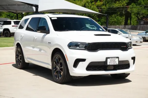 More photos of 2025 Dodge Durango R/T Plus at Roger Williams Chrysler Dodge Jeep Ram, TX