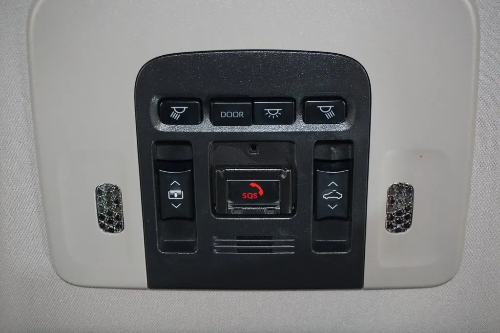2022 Toyota Camry XSE V6 photo 6