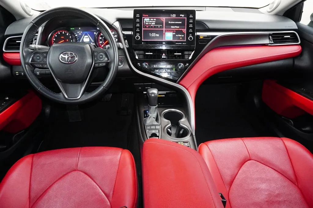 2022 Toyota Camry XSE V6 photo 29