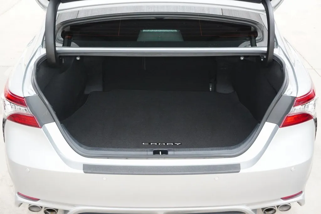 2022 Toyota Camry XSE V6 photo 20