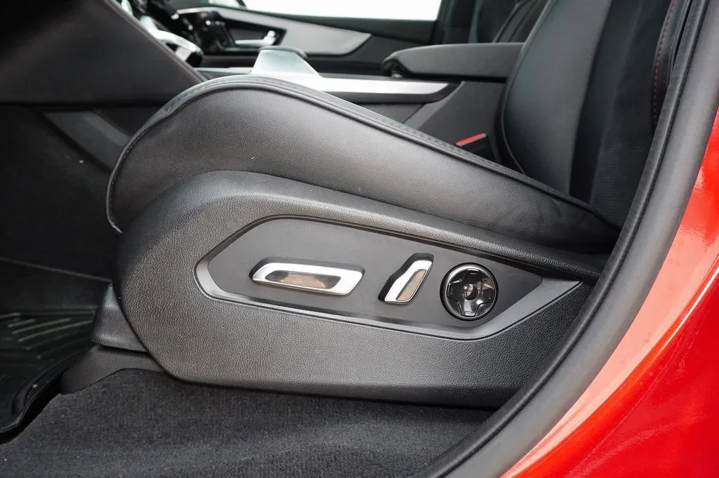 2023 Acura MDX SH-AWD A-Spec photo 8