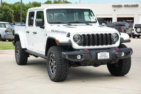 More photos of 2025 Jeep Gladiator Rubicon at Roger Williams Chrysler Dodge Jeep Ram, TX