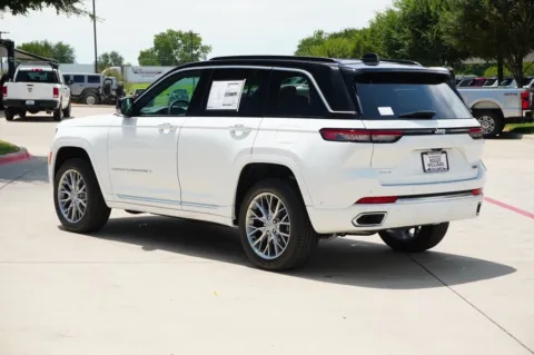Another view of 2025 Jeep Grand Cherokee Summit for sale in Weatherford, TX at Roger Williams Chrysler Dodge Jeep Ram