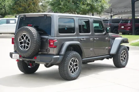 More photos of 2025 Jeep Wrangler Rubicon at Roger Williams Chrysler Dodge Jeep Ram, TX