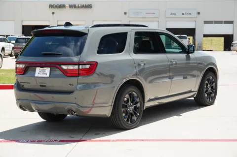 More photos of 2025 Dodge Durango R/T Plus at Roger Williams Chrysler Dodge Jeep Ram, TX