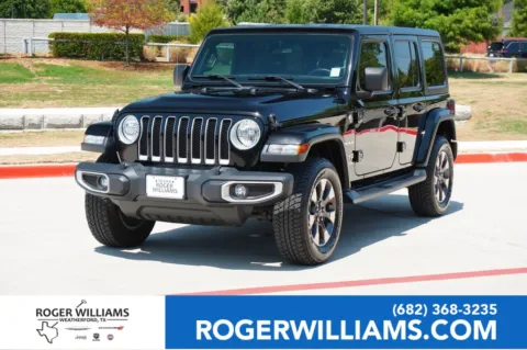Black 2018 Jeep Wrangler Unlimited Sahara for sale in Weatherford, TX