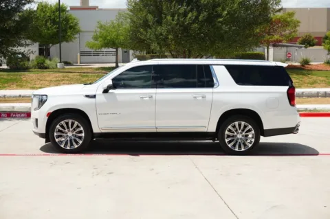 Photos of 2021 GMC Yukon XL Denali for sale in Weatherford, TX at Roger Williams Chrysler Dodge Jeep Ram