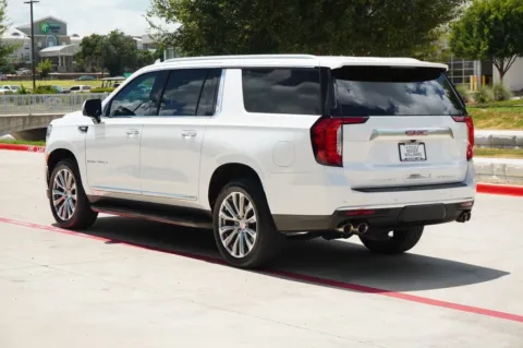 Another view of 2021 GMC Yukon XL Denali for sale in Weatherford, TX at Roger Williams Chrysler Dodge Jeep Ram
