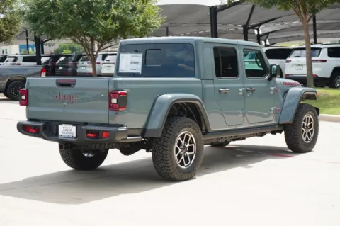 More photos of 2025 Jeep Gladiator Rubicon at Roger Williams Chrysler Dodge Jeep Ram, TX