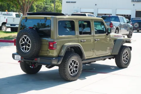 More photos of 2025 Jeep Wrangler Rubicon at Roger Williams Chrysler Dodge Jeep Ram, TX