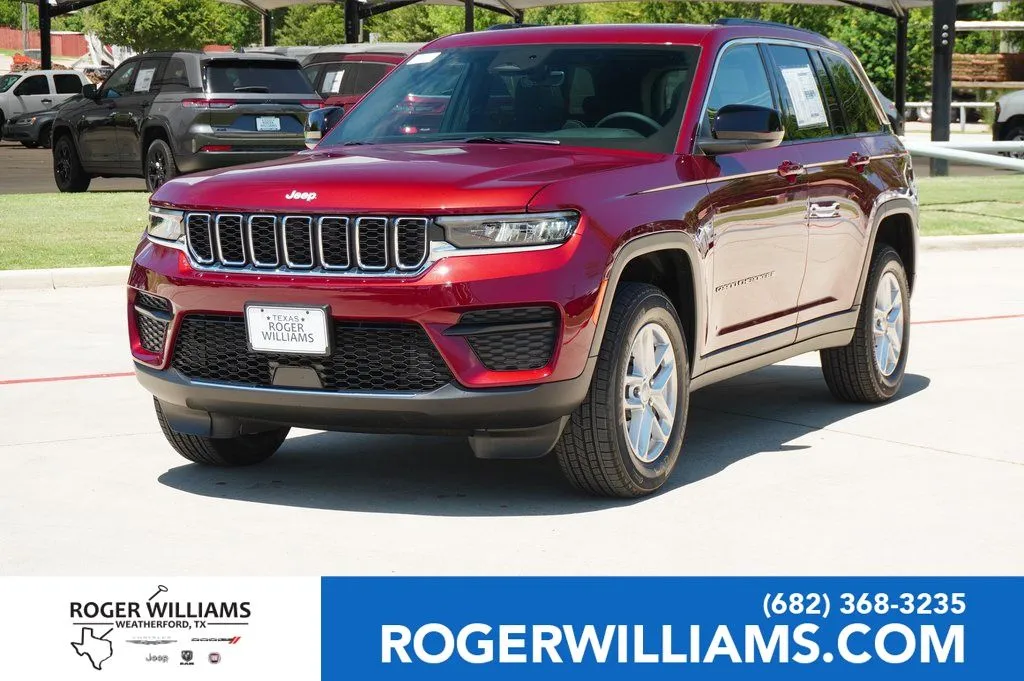 Red 2025 Jeep Grand Cherokee Laredo X for sale in Weatherford, TX