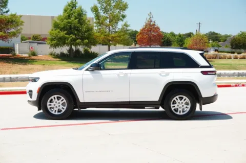 Photos of 2023 Jeep Grand Cherokee Laredo for sale in Weatherford, TX at Roger Williams Chrysler Dodge Jeep Ram