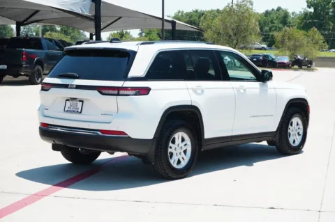More photos of 2023 Jeep Grand Cherokee Laredo at Roger Williams Chrysler Dodge Jeep Ram, TX