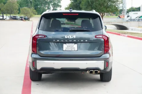 More photos of 2024 Kia Telluride S at Roger Williams Chrysler Dodge Jeep Ram, TX