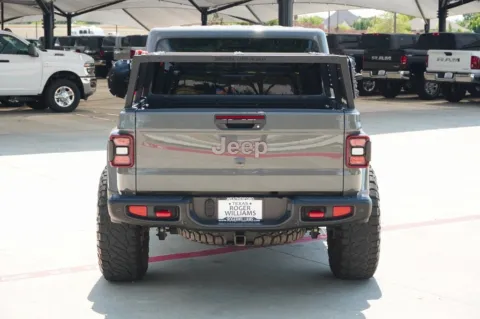 More photos of 2020 Jeep Gladiator Rubicon at Roger Williams Chrysler Dodge Jeep Ram, TX