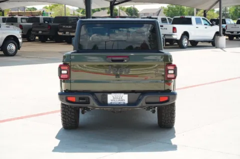 More photos of 2023 Jeep Gladiator Willys at Roger Williams Chrysler Dodge Jeep Ram, TX