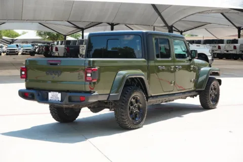 More photos of 2023 Jeep Gladiator Willys at Roger Williams Chrysler Dodge Jeep Ram, TX