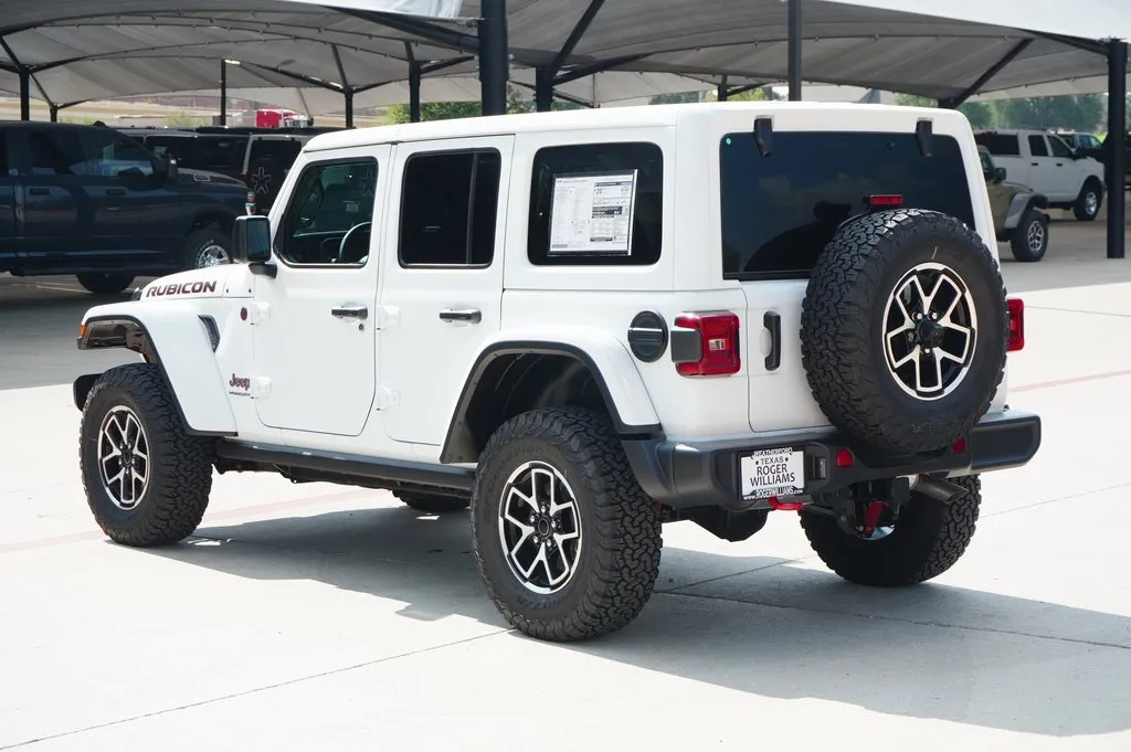 2025 Jeep Wrangler Rubicon photo 8