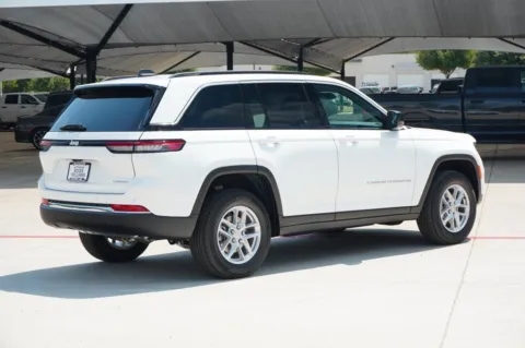More photos of 2025 Jeep Grand Cherokee Laredo X at Roger Williams Chrysler Dodge Jeep Ram, TX