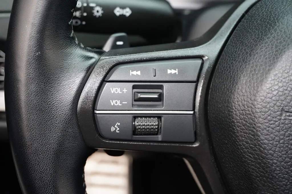 2023 Honda Accord Hybrid Sport-L photo 8