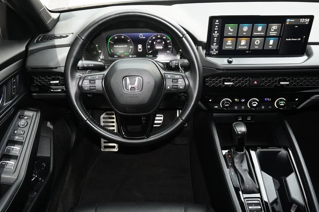 2023 Honda Accord Hybrid Sport-L photo 16