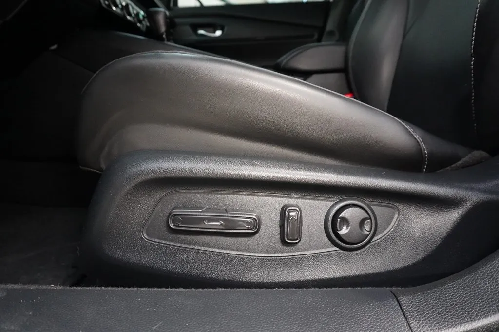 2023 Honda Accord Hybrid Sport-L photo 27