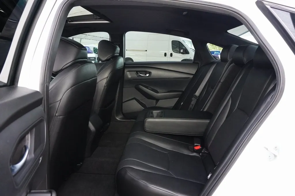 2023 Honda Accord Hybrid Sport-L photo 18