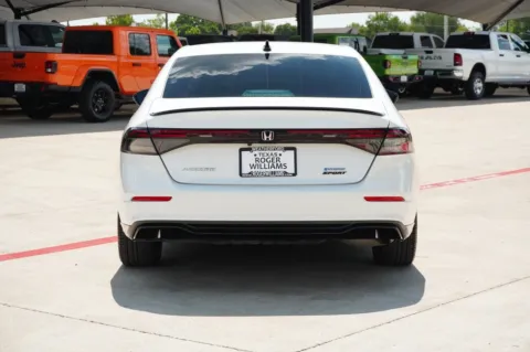 More photos of 2023 Honda Accord Hybrid Sport-L at Roger Williams Chrysler Dodge Jeep Ram, TX