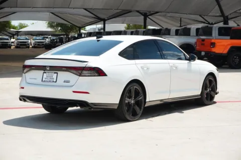 More photos of 2023 Honda Accord Hybrid Sport-L at Roger Williams Chrysler Dodge Jeep Ram, TX