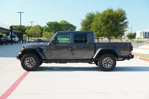 Photos of 2025 Jeep Gladiator Rubicon for sale in Weatherford, TX at Roger Williams Chrysler Dodge Jeep Ram