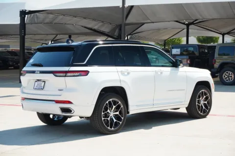 More photos of 2025 Jeep Grand Cherokee Summit Reserve at Roger Williams Chrysler Dodge Jeep Ram, TX
