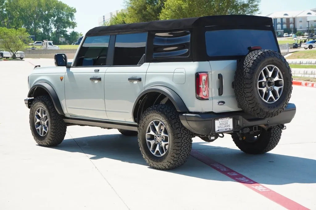 2021 Ford Bronco Badlands photo 21