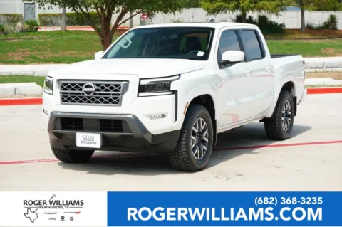 White 2023 Nissan Frontier SV for sale in Weatherford, TX