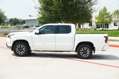 Photos of 2023 Nissan Frontier SV for sale in Weatherford, TX at Roger Williams Chrysler Dodge Jeep Ram