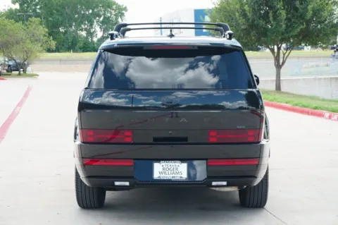 More photos of 2025 Hyundai Santa Fe Hybrid Calligraphy at Roger Williams Chrysler Dodge Jeep Ram, TX