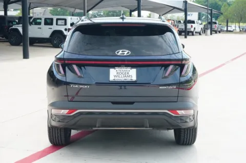 More photos of 2023 Hyundai Tucson Hybrid SEL Convenience at Roger Williams Chrysler Dodge Jeep Ram, TX