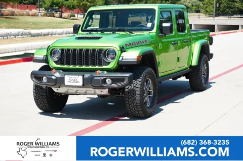 Green 2025 Jeep Gladiator Mojave for sale in Weatherford, TX