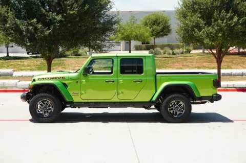 Photos of 2025 Jeep Gladiator Mojave for sale in Weatherford, TX at Roger Williams Chrysler Dodge Jeep Ram