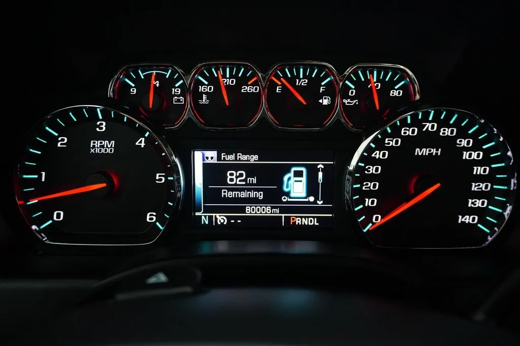2017 Chevrolet Silverado 1500 LT photo 4